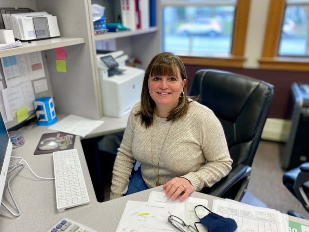 Photo of Kathy Raymond